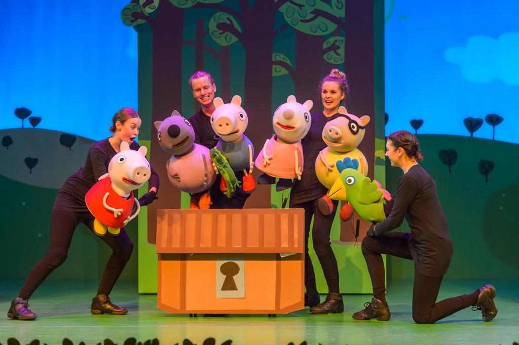 Peppa Pig Live_ - Die __berraschungsparty 004_Copyright_TheateraufTour_Fotograf_Wim Lanser.jpg