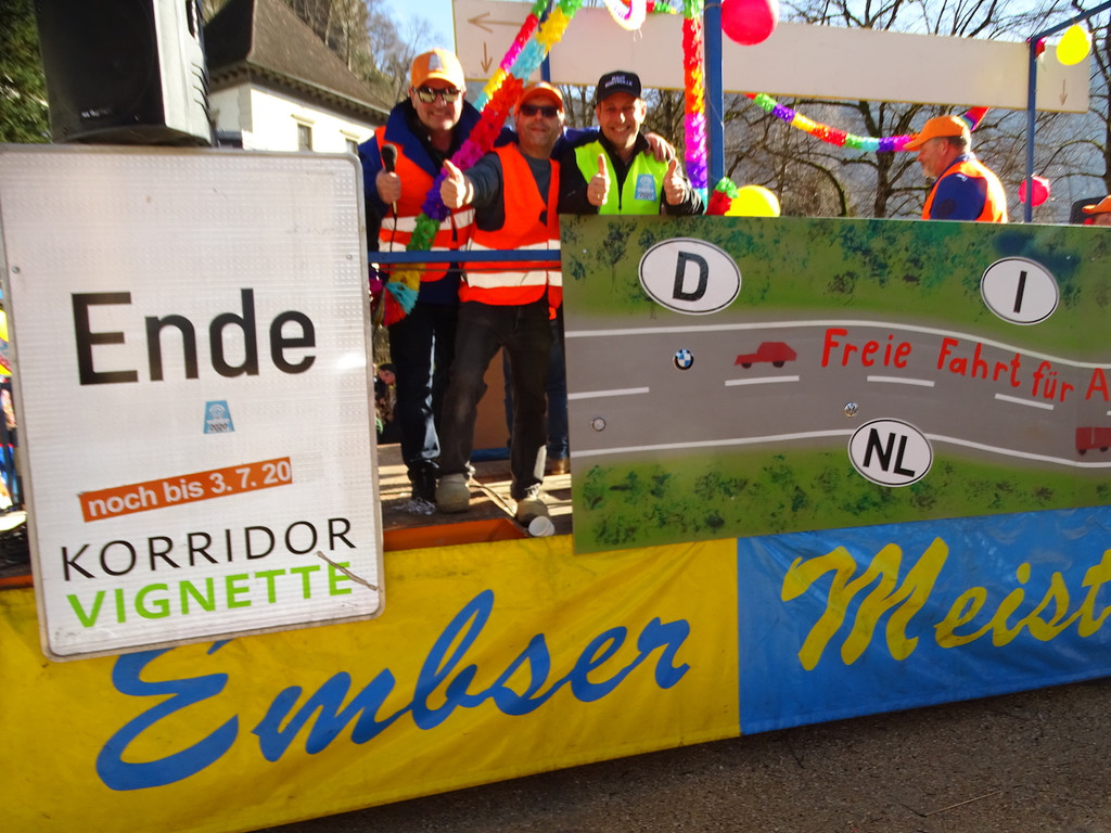 Umzug1 Wagen.jpg