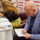 Buchpraesentation - Eser Akbaba _39 von 30_.jpg