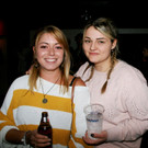 Michaela und Elena.JPG