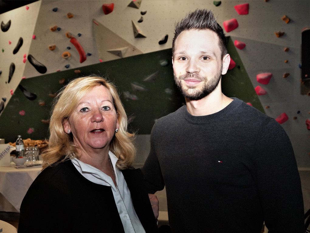Lindenwirtin Evi Baumann und Richard Kronabetter _Physiotherapie Pitz_.jpg