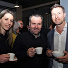 Tina Vogler und Amon Vogel von NETengine mit Gilbert Wallner _Glas Marte_.jpg