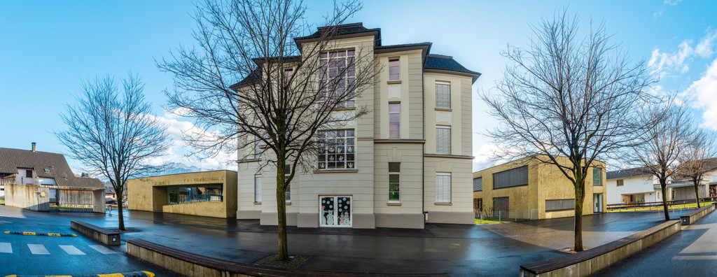 Panorama Volksschule.jpg