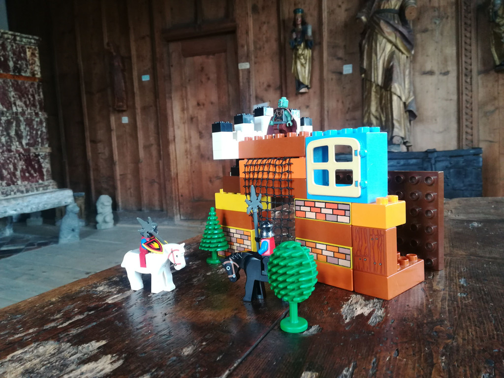 Bur_Duplo_Lego_1.jpg