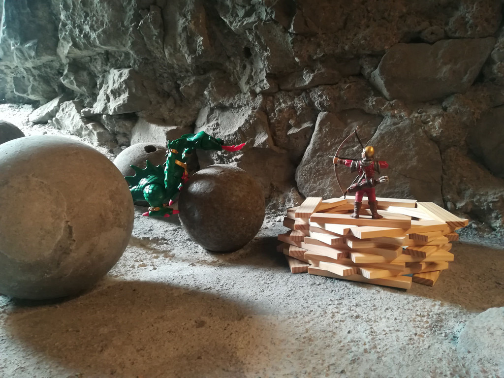 Burg_Kapla_Drache_1.jpg