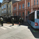 Unfall in St. Pölten mit Linienbus und LKW