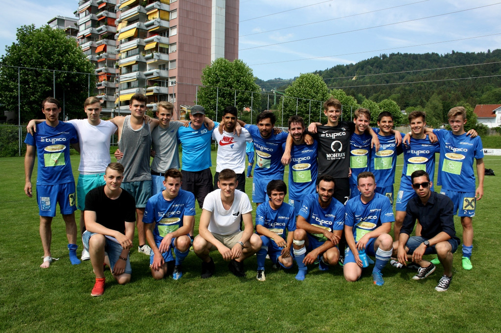 2015 Fu__ball SVL 1 B Team Saisonschluss 13-06-2015 _1_.JPG