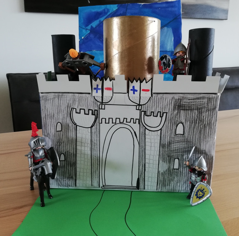 Burg_Samuel_9 Jahre_2.jpg