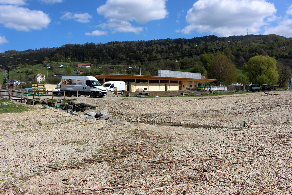C Strandbad NEUBAU I AUSSEN mit Dachtechnik 14-04-2020 _2_.JPG