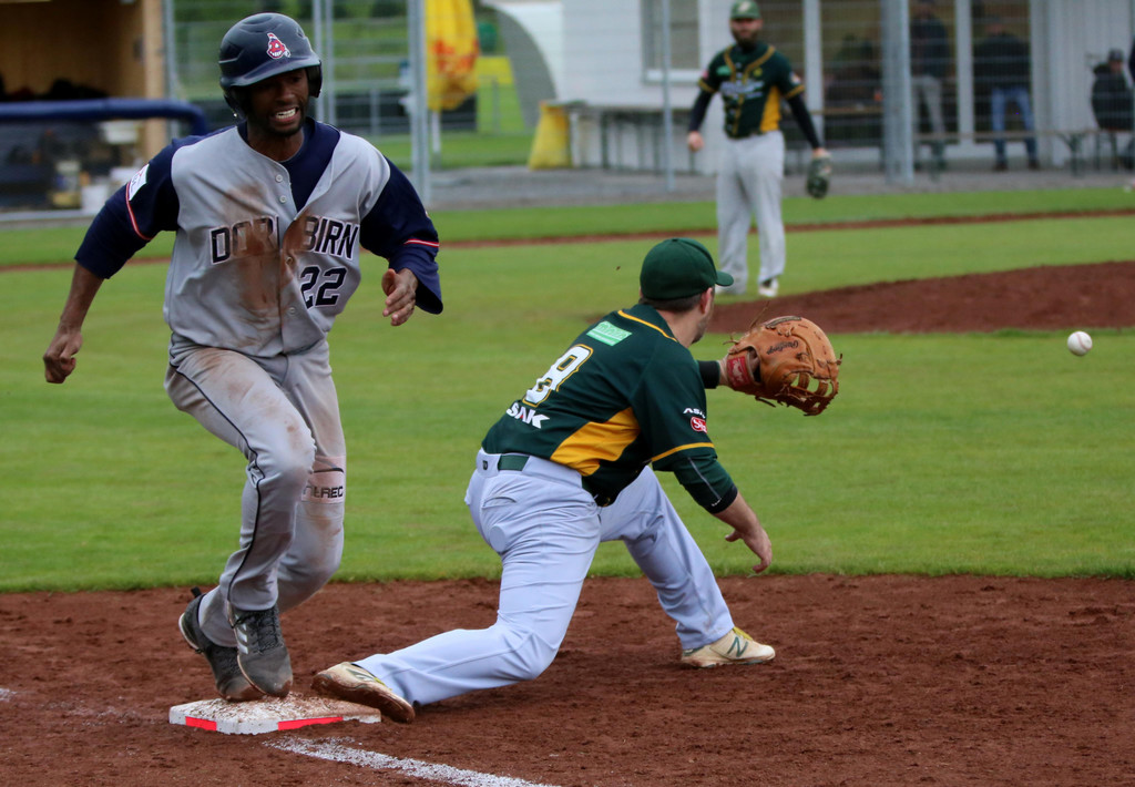 Indians_Athletics_11052019 _12_.JPG