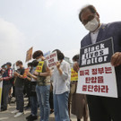 America_Protests_South_Korea_45359.jpg