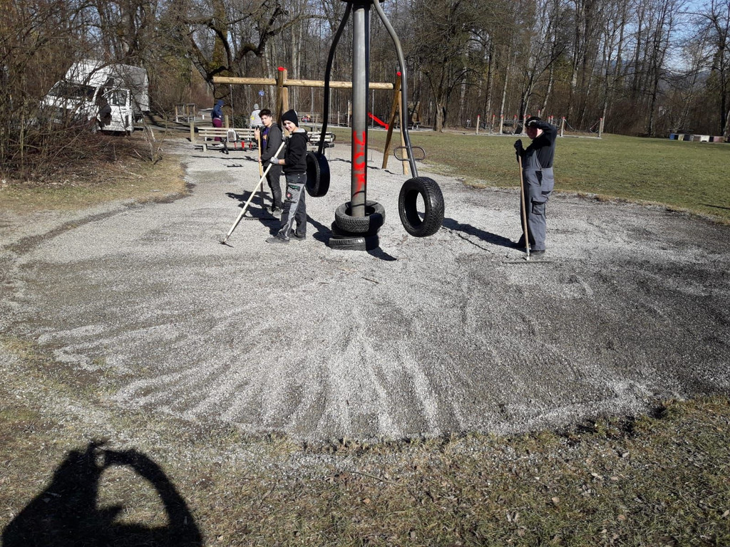 Spielplatz _2_.jpg
