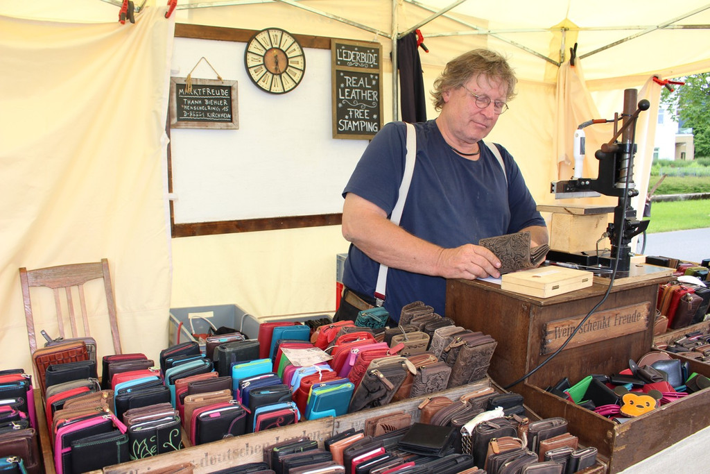 Kunstmarkt am Kaiserstrand G__ttinger Isny 15-06-2019 _8_.JPG