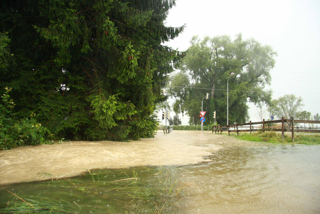 d Oberlochauerbach Hochwasser L 190 Juli 2010 _2_.jpg