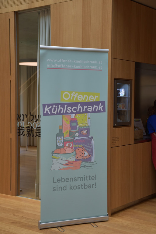 Offener Kuehlschrank_Inbetriebnahme Stadtbibliothek Dornbirn_09.jpg