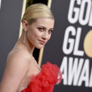 76th_Annual_Golden_Globe_Awards_-_Arrivals_98362.jpg