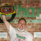 Hot_Dog_Eating_Contest_86163.jpg