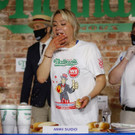 Hot_Dog_Eating_Contest_53637_1.jpg