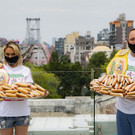 Hot_Dog_Eating_Contest_63902.jpg