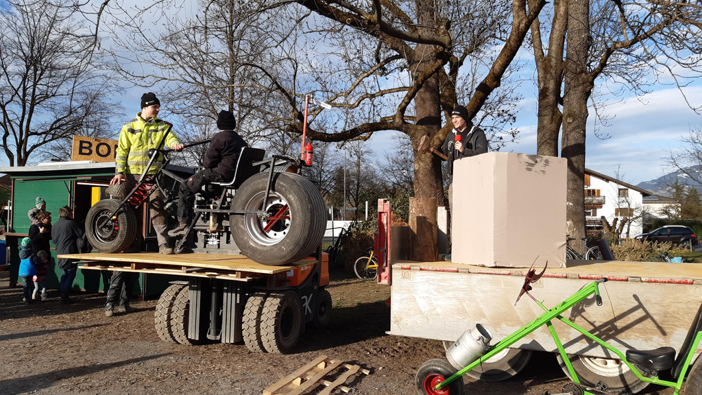 Versteigerung der Bikes1.jpg