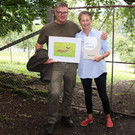 14 Patenschaft Damwildtier Betty mit Walter und Manuela Maurer Foto Heilmann.jpg
