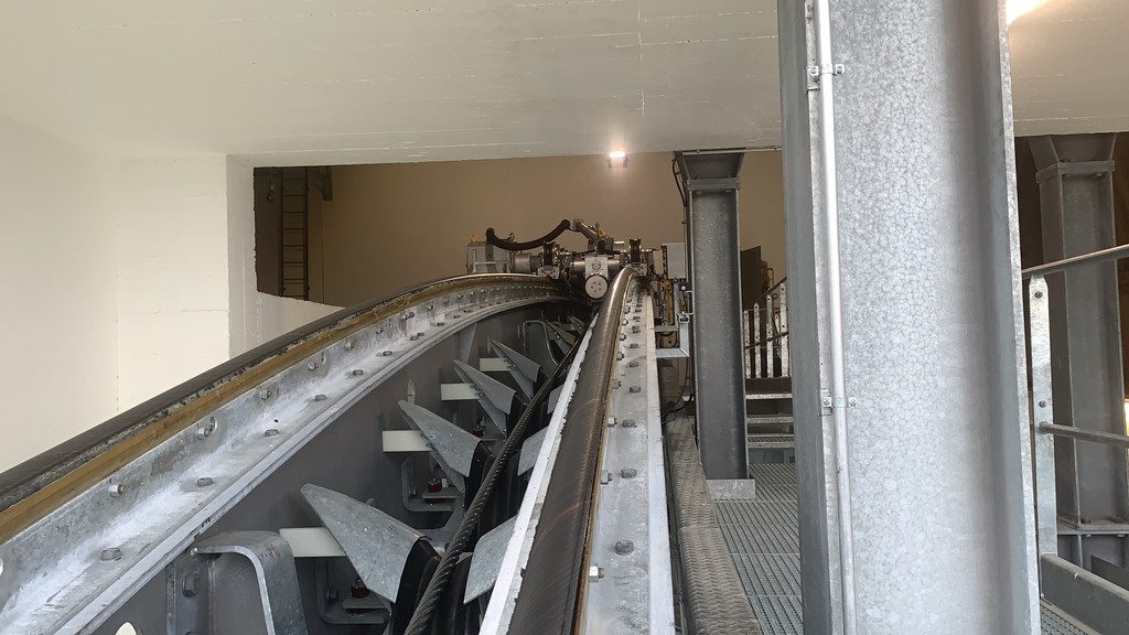 image00012.jpeg