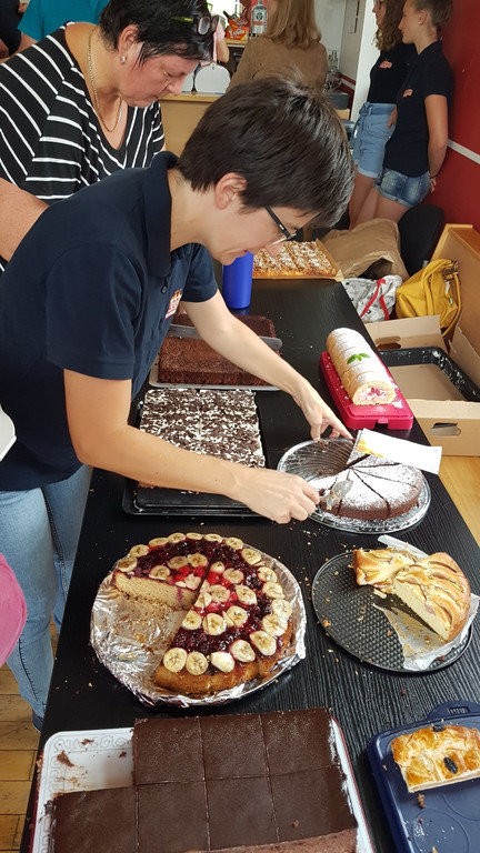 Musikverein KUCHENAKTION statt Dorffest co SCHMID 26-07-2020 _9_.jpg