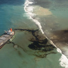 Mauritius_Oil_Spill_17533.jpg