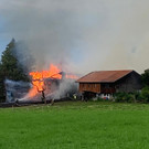 Dachstuhlbrand in Krumbach - Großeinsatz der Feuerwehr