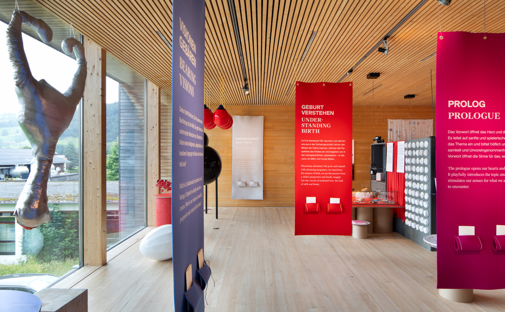 FMH_Geburtskultur_Ausstellung___ Frauenmuseum Hittisau _ Angela Lamprecht_4.jpg