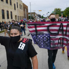 Proteste für und gegen Trump bei dessen Besuch in Kenosha