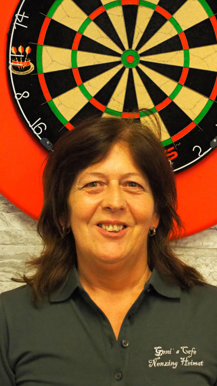 Loretta Wolf _1_.JPG