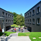 Schlüsselübergabe bei Kleinwohnanlag ein Dafins Mitte
