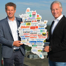 2_PK IV und WKV Industrie 10_9_2020_Markus Comploj und Martin Ohneberg mit Vorarlbergkarte.jpg