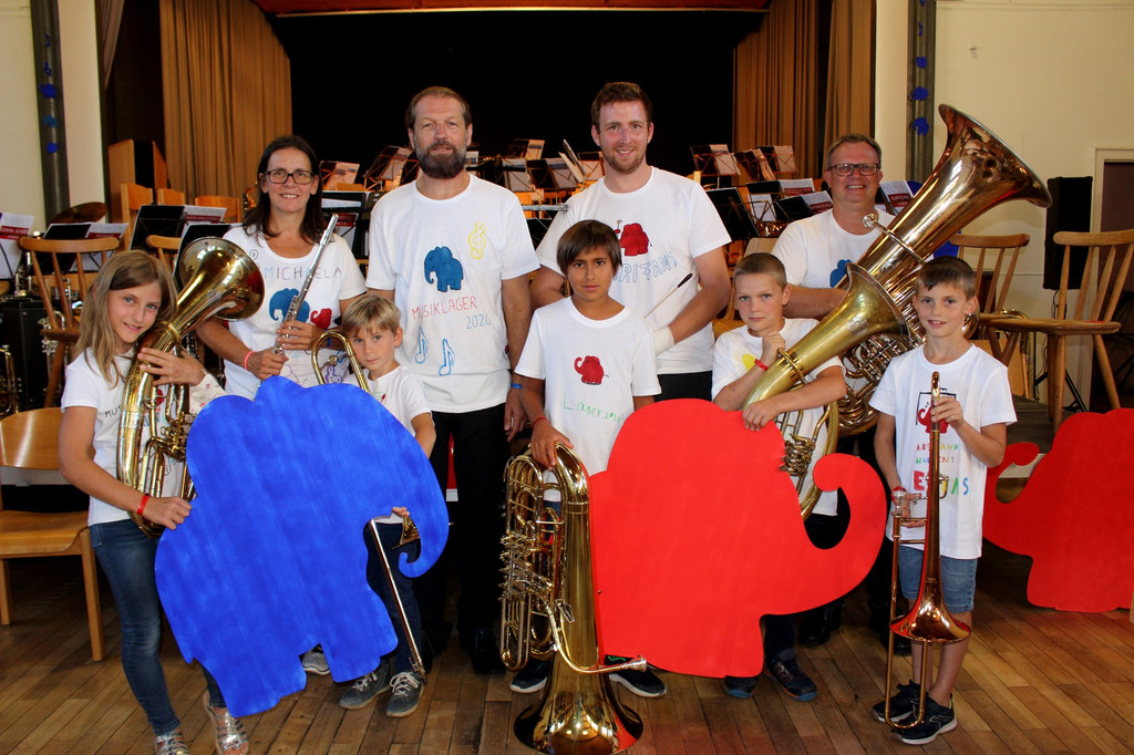 Musikverein NACHWUCHS Abschlusskonzert B BETREUER 04-09-2020 _1_.JPG