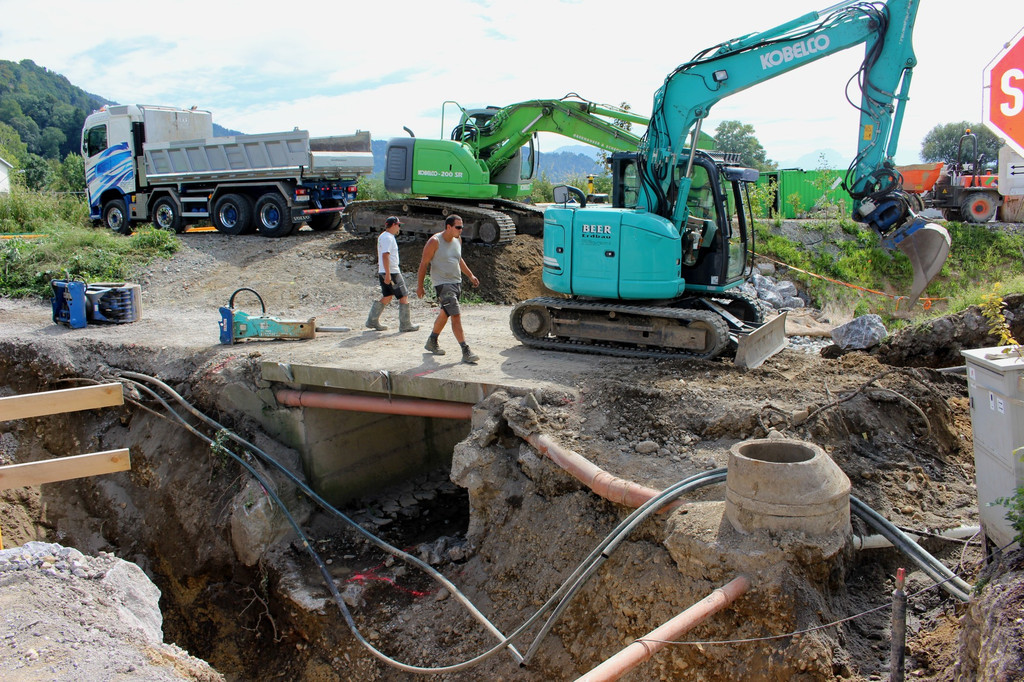 Kugelbeerbach Hochwasserschutz BF oben Br__cke ABBRUCH 25-08-2020 _5_.JPG