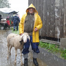 Peter Pfeifer mit seinem Sch__flein.jpg