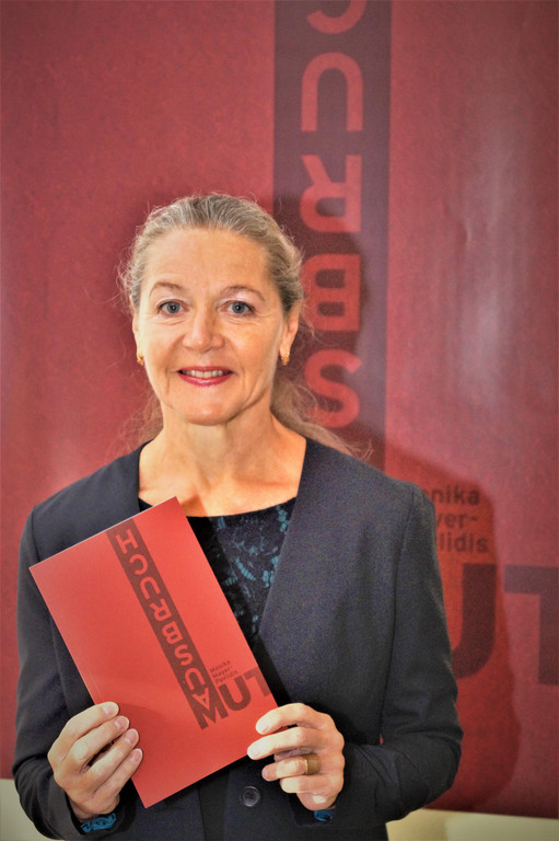 Monika Mayer-Pavlidis schrieb den Gedichtzyklus Mutausbruch.jpg