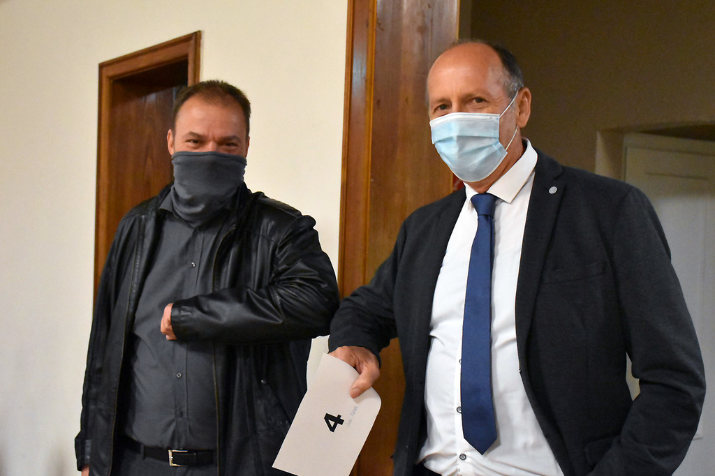 Gemeindesekret__r Ewald Giesinger und Alt-B__rgermeister Xaver Sinz.jpg