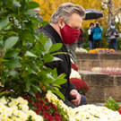 Allerheiligen-Kranzniederlegung durch Bundespraesident Alexander Van der Bellen - Zentralfriedhof - 29_10_2010-6.JPG