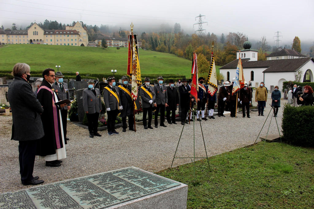 Seelensonntag KRIEGERDENKMAL 08-11-2020 _3_.JPG