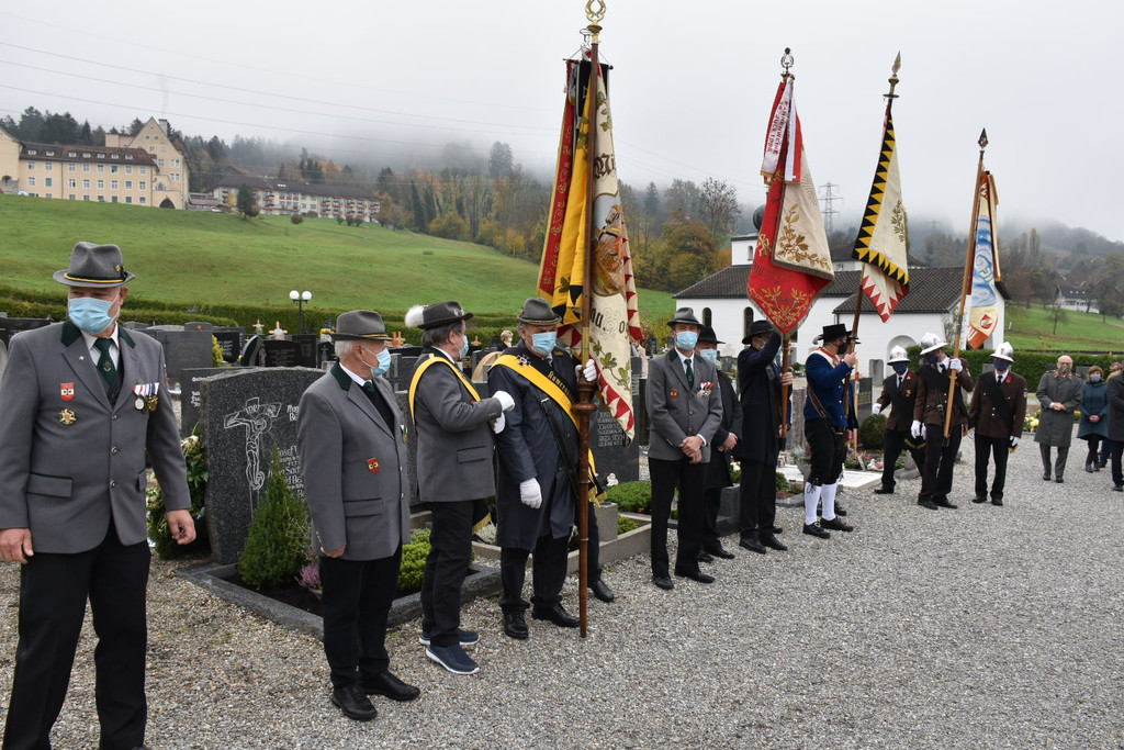 Kleine Abordnungen der Vereine.JPG