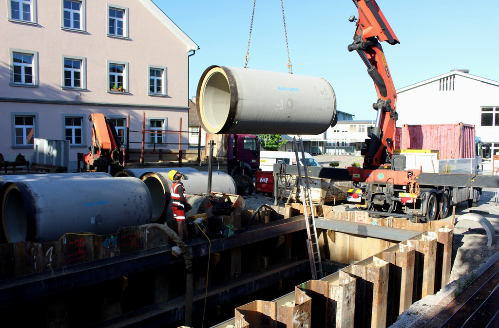 DOKU D  Oberlochauerbach Hochwasserschutz BF Spundung Juli 2020 _4_.JPG