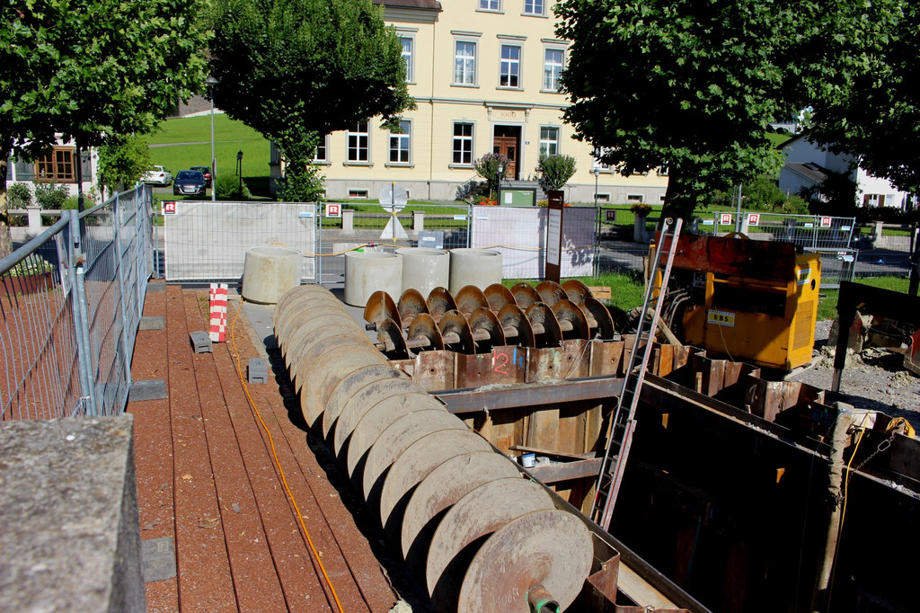 DOKU D  Oberlochauerbach Hochwasserschutz BF Spundung Juli 2020 _6_.JPG