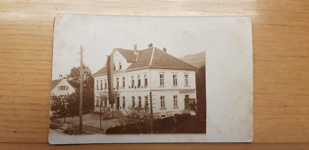 Alte Schule DOKU ER__FFNUNG 1900 Sammlung.jpg
