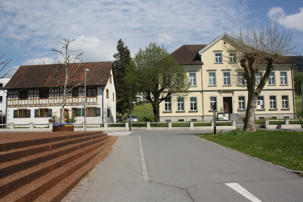 Geschichte Alte Schule Fr__hling 20-04-2014 _2_.JPG