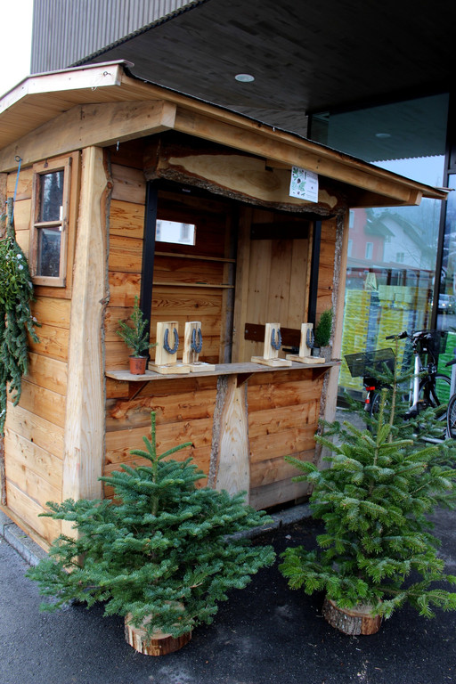 Zu__ner CHRISTBAUMVERKAUF beim Spar 16-12-2020 _11_.JPG