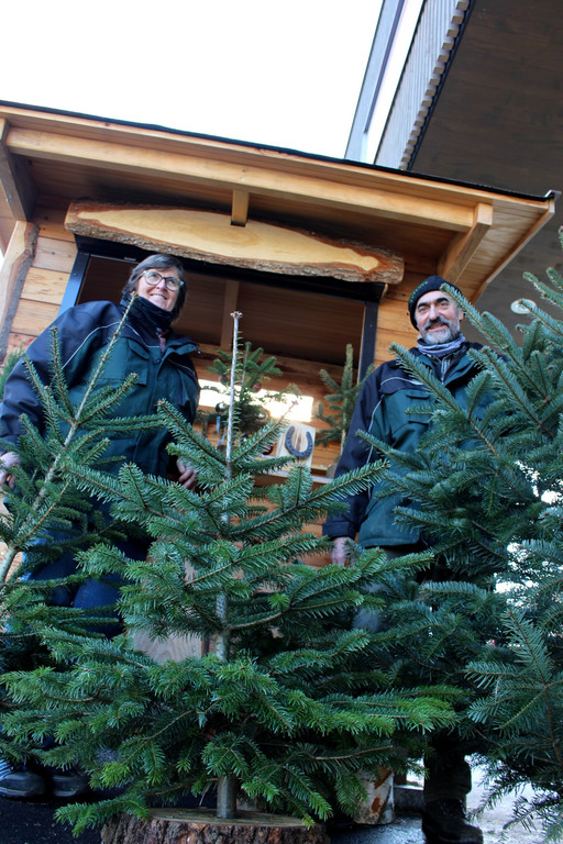 Zu__ner CHRISTBAUMVERKAUF beim Spar 16-12-2020 _9_.JPG