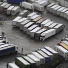 APTOPIX_Virus_Outbreak_Britain_50825.jpg