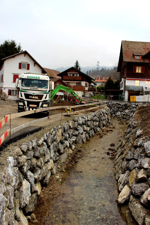 A Kugelbeerbach Hochwasserschutz Weg und Br__cke BF A GG Asphaltierung 15-12-2020 _8_.JPG